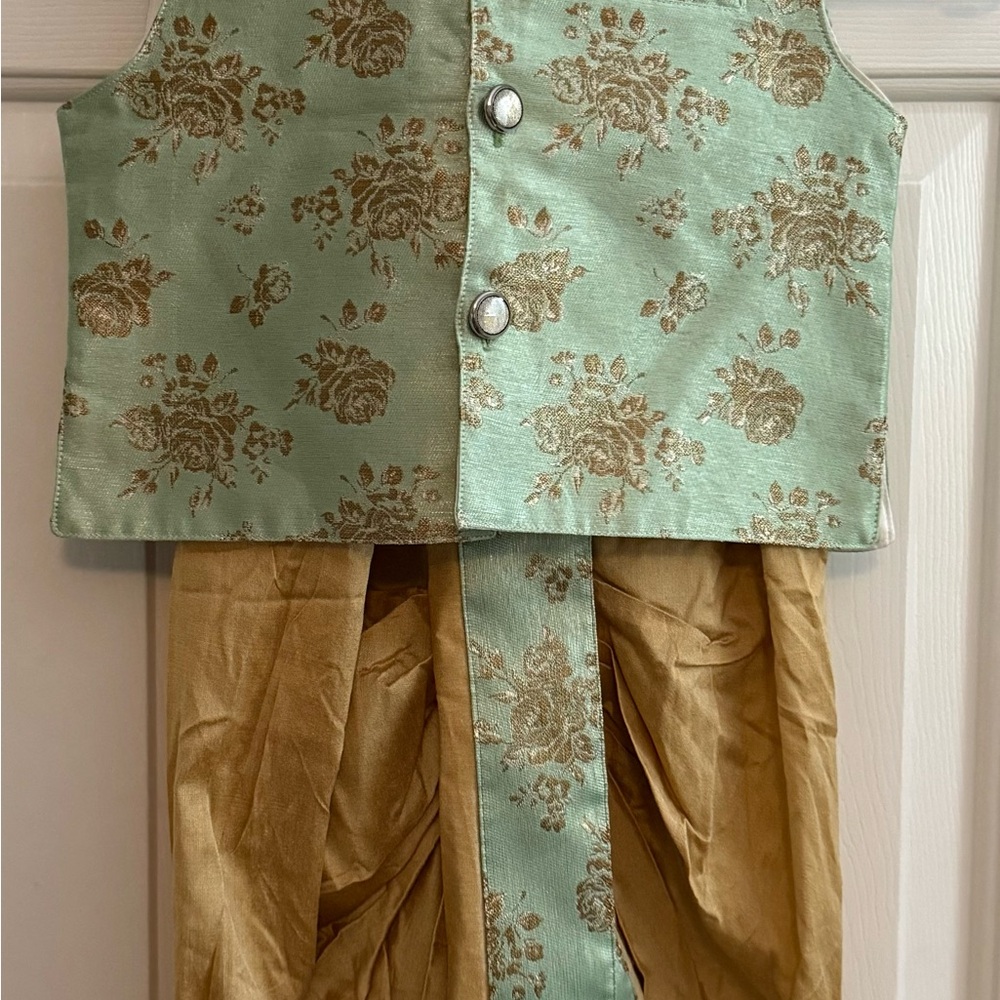 Green and Gold Matching Kurta Set with Floral Design
